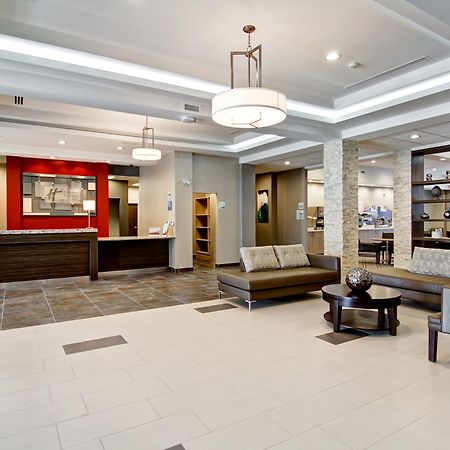 Holiday Inn Express & Suites Oshawa Downtown - Toronto Area By Ihg Eksteriør billede